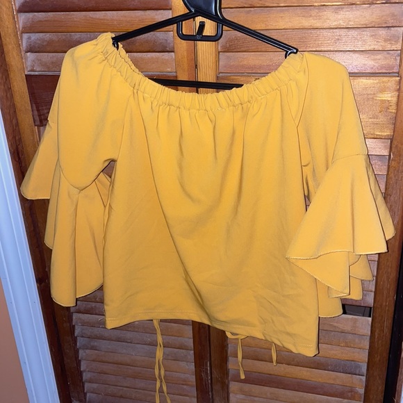 Mustard crop top - Picture 2 of 2